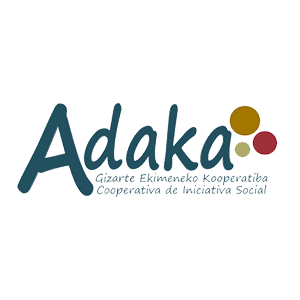 Logotipo Adaka